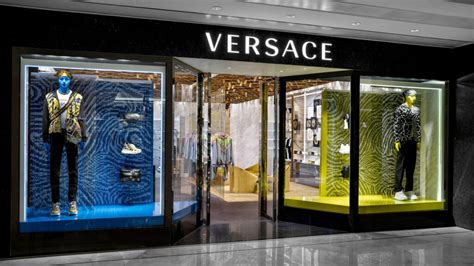 versace outlet lavora con noi|versace shop.